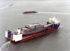 Проектное грузовое судно